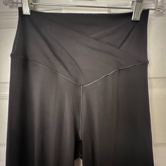 NWOT Aerie High Waisted Crossover Flare Legging - Picture 3 of 6